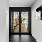 108mm House * פורטו