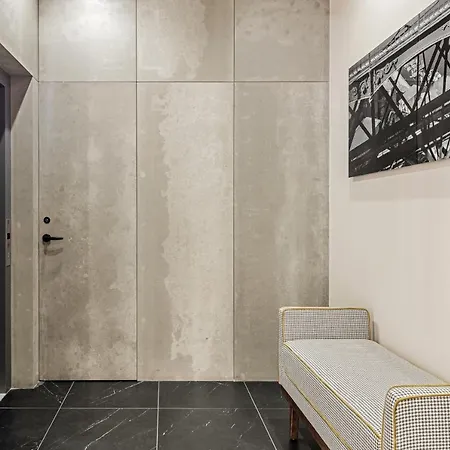 Lägenhet 108mm House *