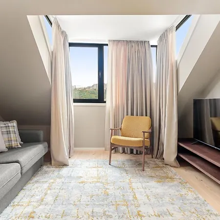 Apartment 108mm House *