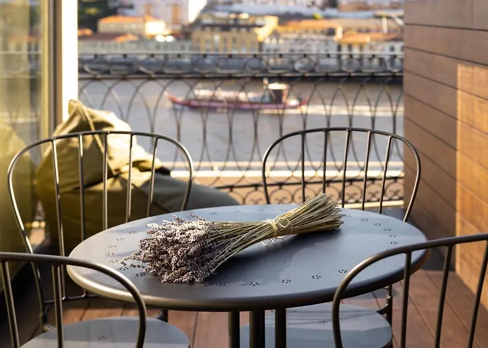 108mm House Apartman Porto